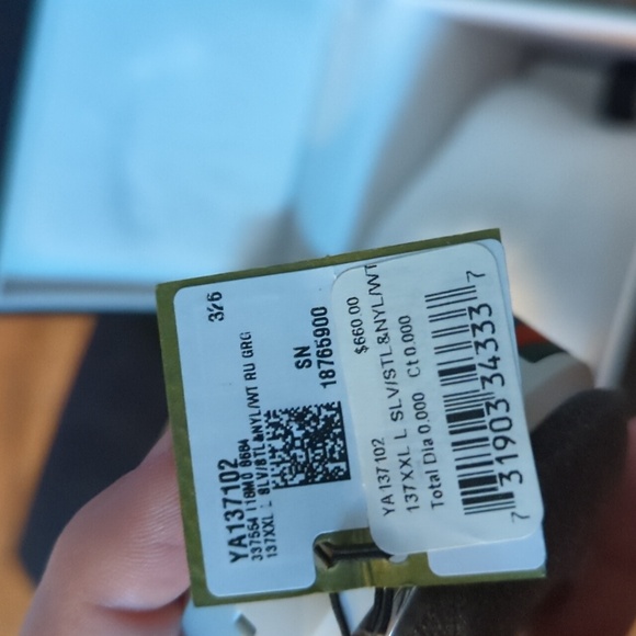 Mens Gucci Sync XXL Unisex Watch YA137101 - Picture 4 of 9